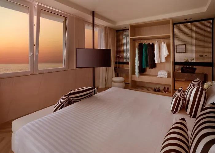 Ambasciatori מלון