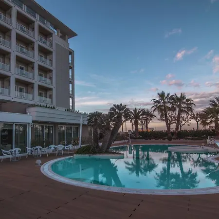 Ambasciatori 4* Ριτσιόνε