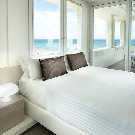 Ambasciatori Ξενοδοχείο 4*