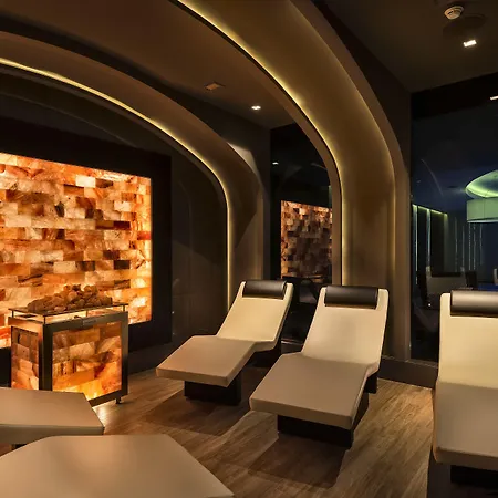 Ambasciatori Ριτσιόνε