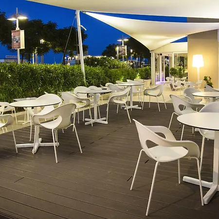Ambasciatori Hotel 4*