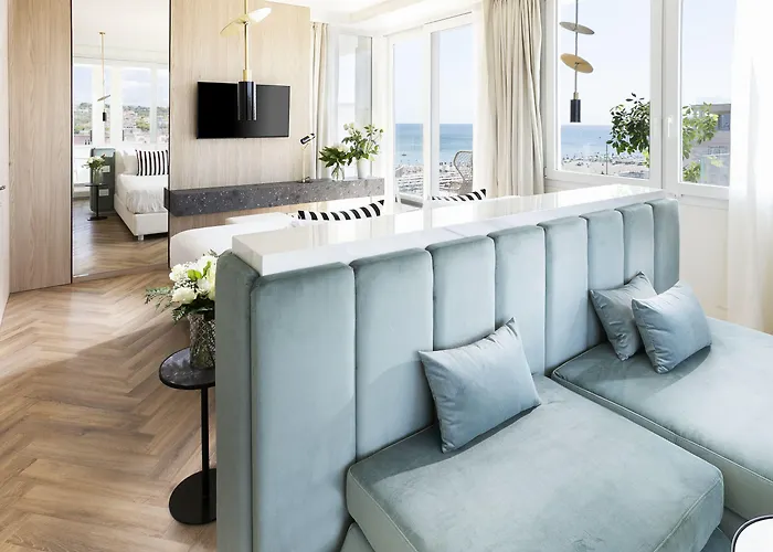 Ambasciatori Hotel 4*